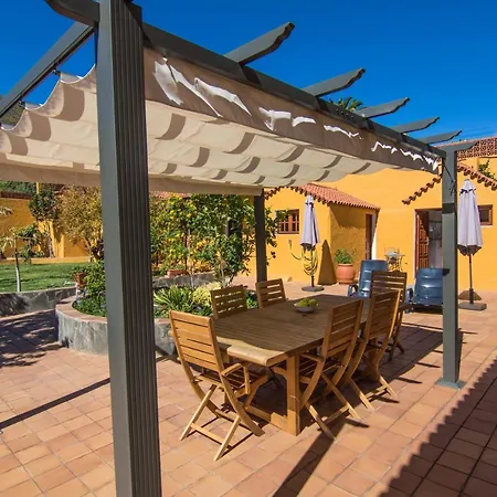 Lovely Seafront Canalina Appartement
